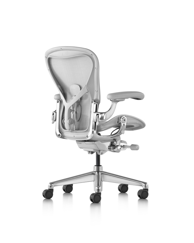 Кресло Herman Miller Aeron Mineral / Polished Aluminum, размер A